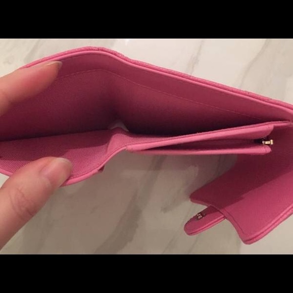 Brand new- Authentic Chanel calfskin pink wallet - Picture 3 of 10